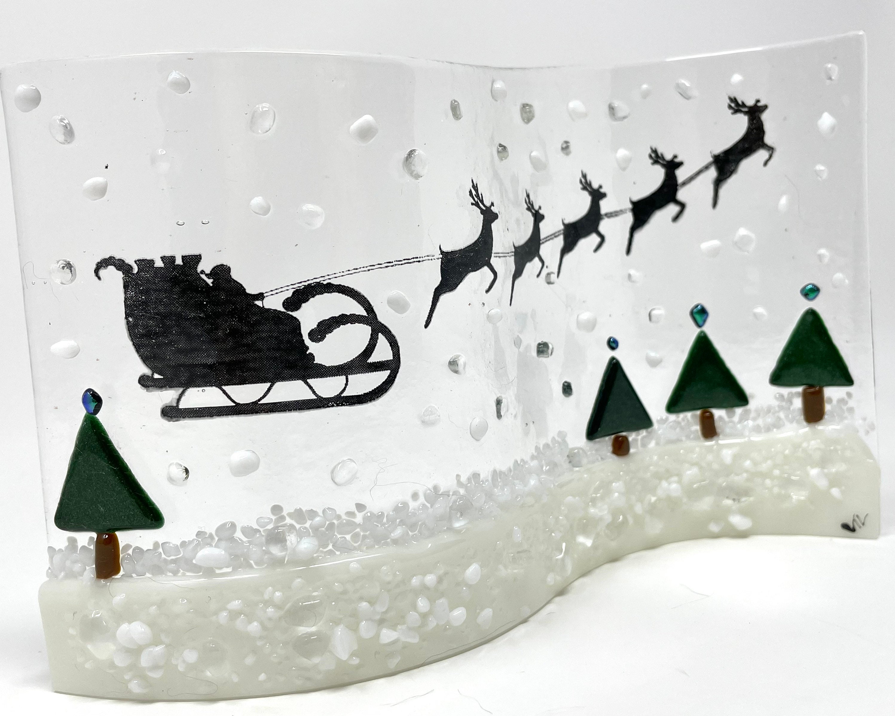 Fused glass Santa and the sleigh Christmas wave-Santa flying over the snowy tree tops- Christmas decoration wave-Christmas decor-handmade